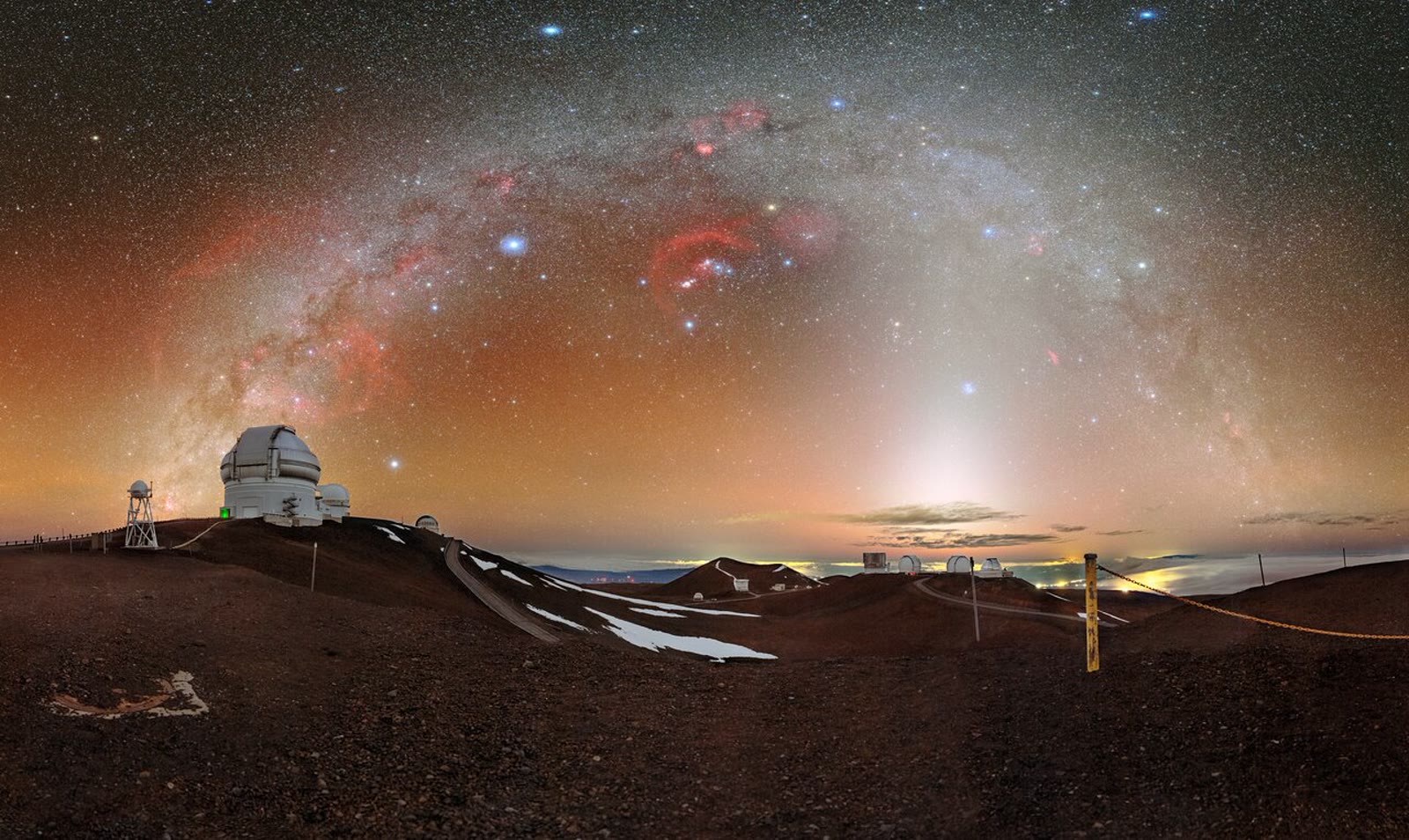 Marmalade skies over Maunakea