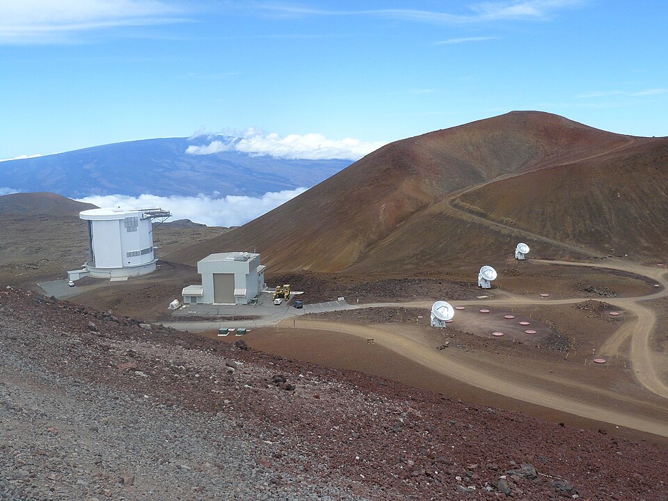 Puʻupoliʻahu cinder cone on Maunakea near the summit observatories