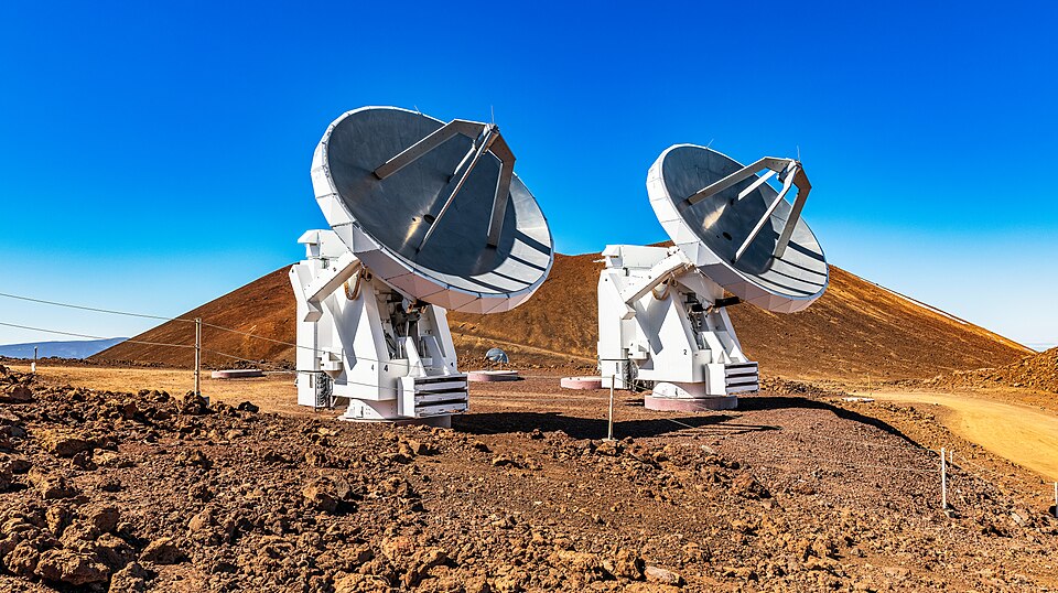 Submillimeter Array antennas on Maunakea